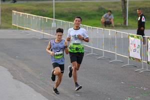 BIB: 2209
                            <button type="button" onclick="openModal(3531072)" class="btn btn-primary btn-sm float-right btn-popup" data-toggle="modal" data-target=".modal-high-quality">
                        <i class="fas fa-shopping-cart"></i> Add to Cart
                    </button>
                                            <button type="button" onclick="isThisMe(3531072, true)" class="btn btn-success btn-sm float-right btn-popup btn-isme hidden" data-toggle="tooltip" data-placement="bottom" title="นี่คือรูปของคุณใช่ไหม คลิกที่นี่เพื่อเอาเข้าอัลบั้ม">
                        <i class="fas fa-plus"></i> Add to album
                    </button>
                    <button type="button" onclick="isThisMe(3531072, false)" class="btn btn-warning btn-sm float-right btn-popup btn-isnotme hidden">
                        <i class="fas fa-ban"></i> Remove from album
                    </button>